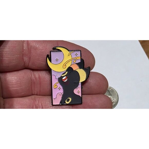 Pokemon Umbreon Dreamy Portrait Enamel Pin Crescent Moon Night Sky Design - Picture 4 of 4